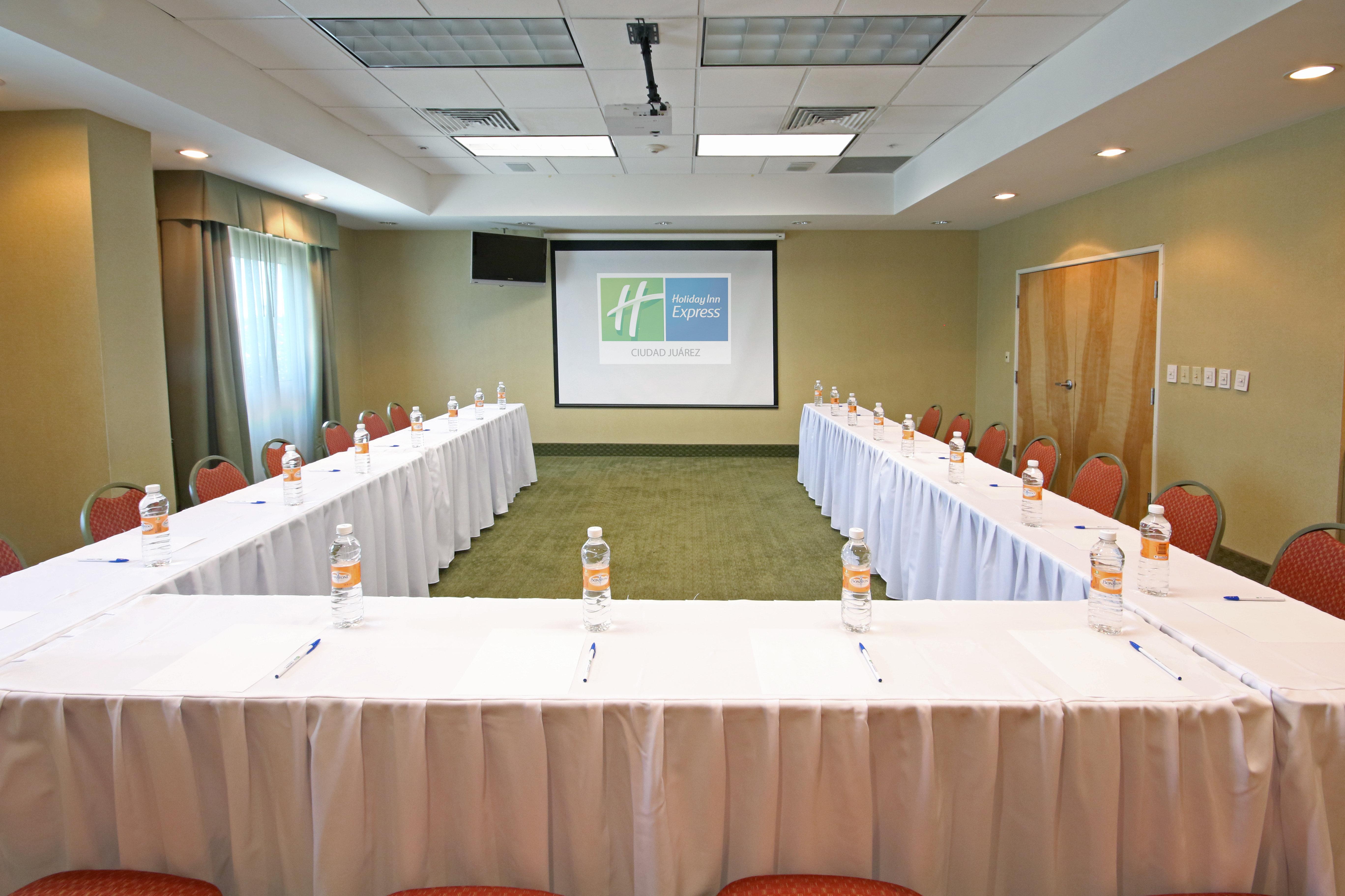 Holiday Inn Express Hotel & Suites Cd. Juarez - Las Misiones By Ihg Exterior foto